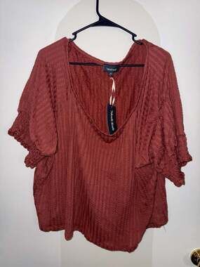 ModCloth Textured Knit Top Rust Red Size 4X